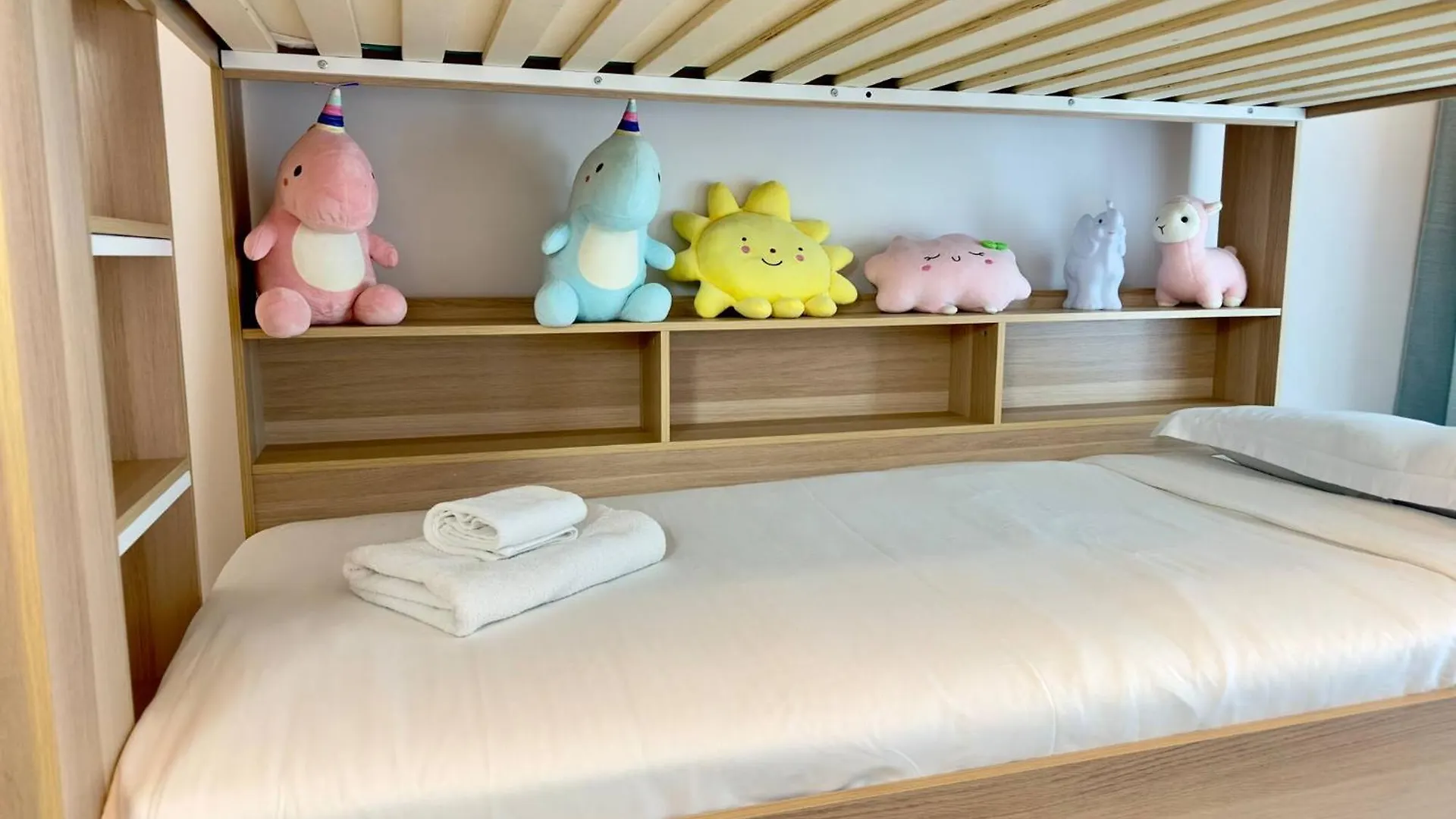 Charming 2Bdr Family Apartment With Sea View Dubai