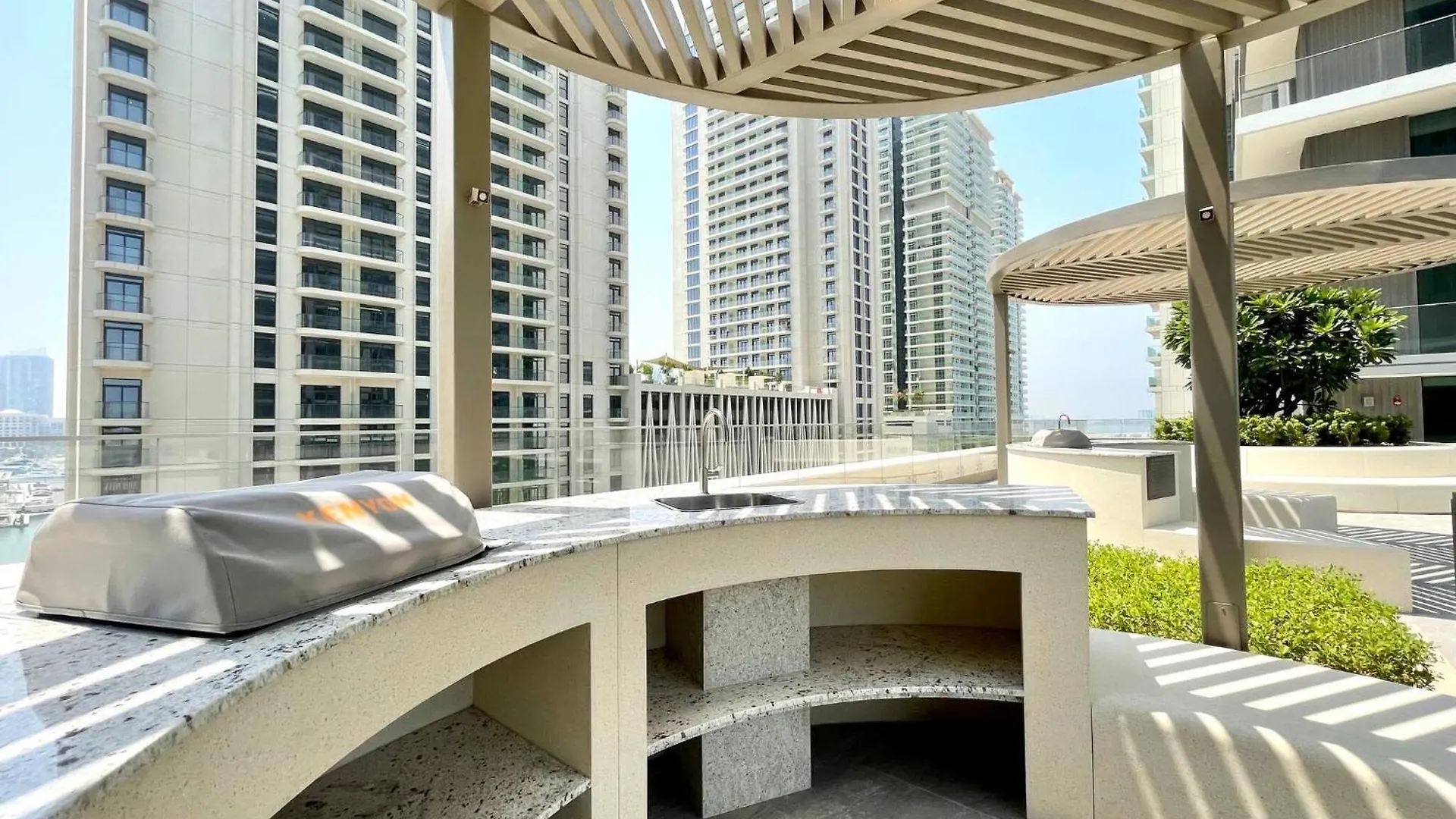 Charming 2Bdr Family Apartment With Sea View Dubai